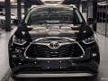 toyota-highlander-20-l-2025-g-small-2