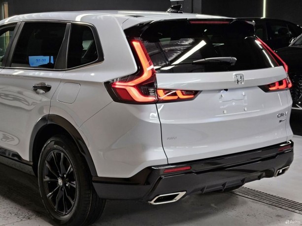 honda-cr-v-20-l-2025-g-big-5
