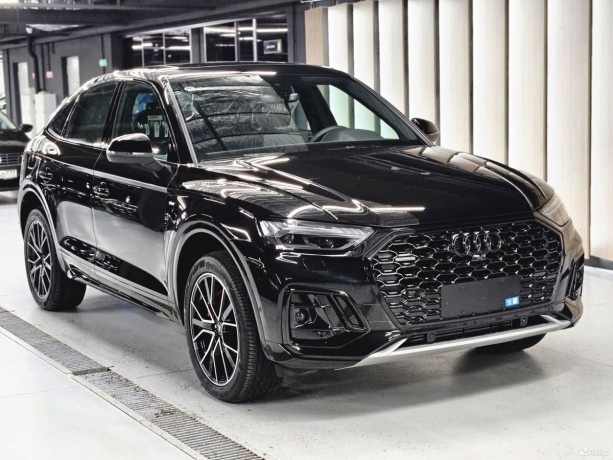 audi-q5-sportback-20-l-2025-g-big-9