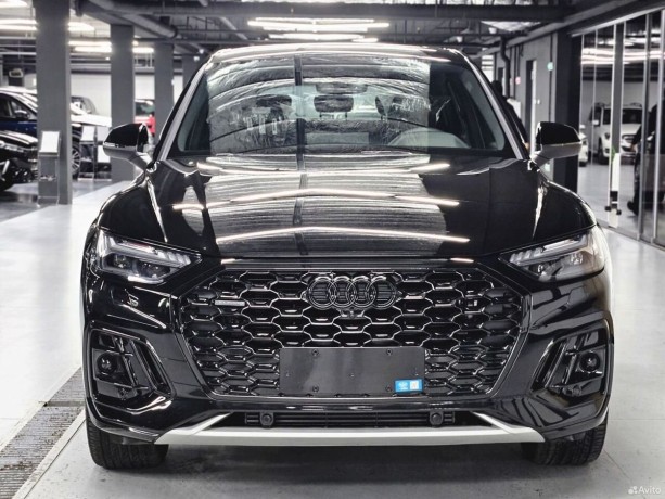 audi-q5-sportback-20-l-2025-g-big-1