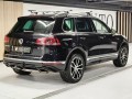 volkswagen-touareg-3-l-2018-g-small-6