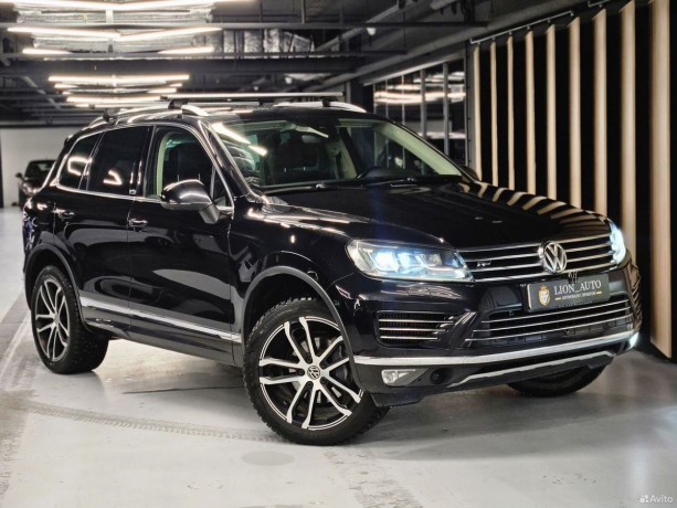 volkswagen-touareg-3-l-2018-g-big-0