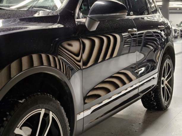 volkswagen-touareg-3-l-2018-g-big-2