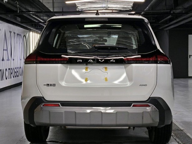 toyota-rav4-20-l-2026-g-big-6