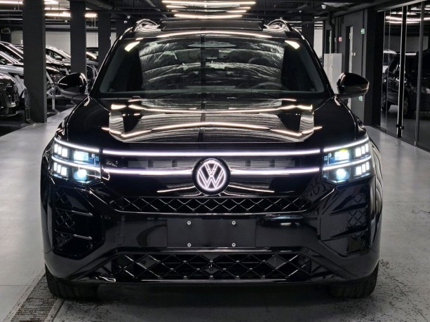 volkswagen-teramont-20-l-2026-g-big-2