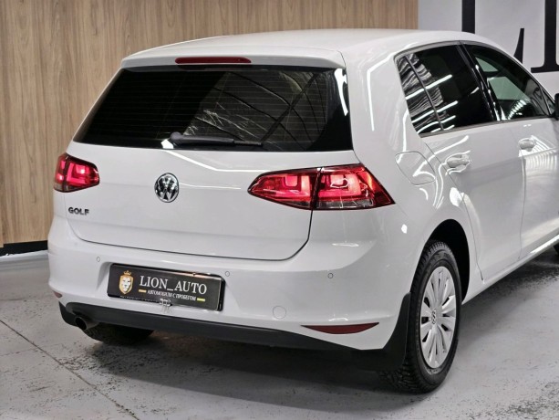 volkswagen-golf-16-l-2014-g-big-7