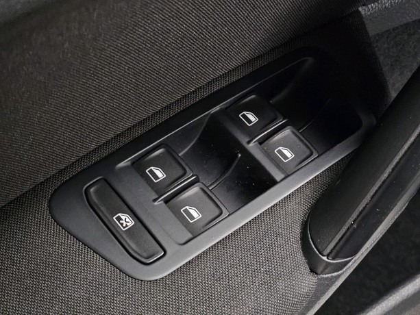 volkswagen-golf-16-l-2014-g-big-8