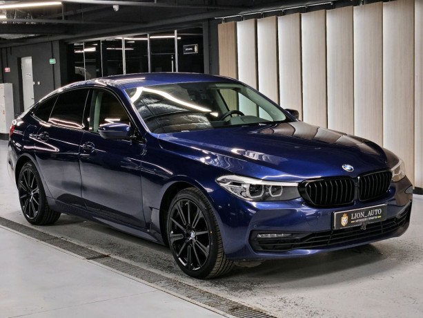 bmw-6-serii-20-l-2019-g-big-9