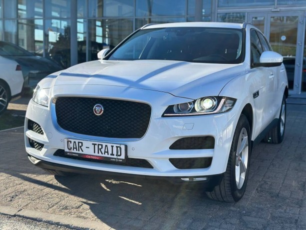 jaguar-f-pace-20-l-2018-g-big-1