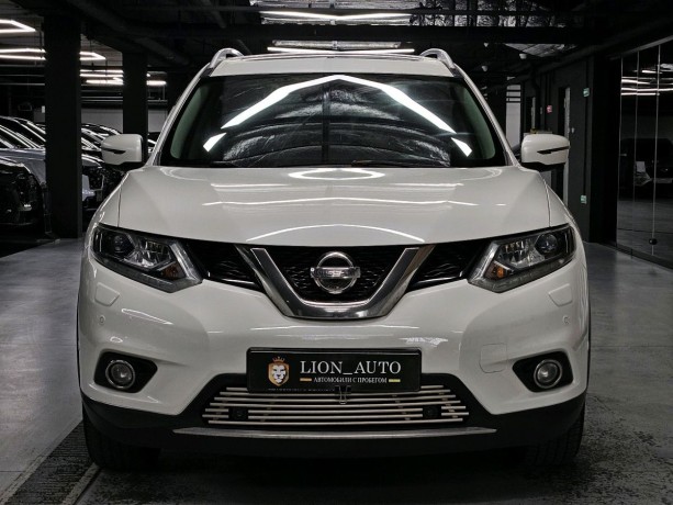 nissan-x-trail-25-l-2018-g-big-1