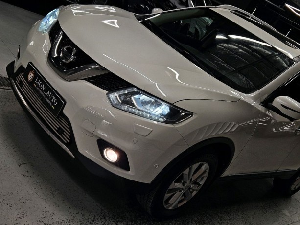 nissan-x-trail-25-l-2018-g-big-3