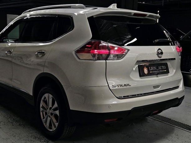 nissan-x-trail-25-l-2018-g-big-5