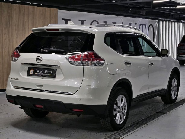 nissan-x-trail-25-l-2018-g-big-7