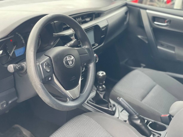 toyota-corolla-16-l-2014-g-big-9