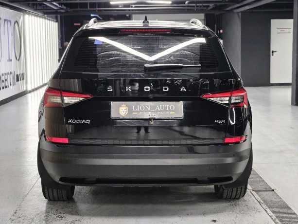 skoda-kodiaq-20-l-2021-g-big-5