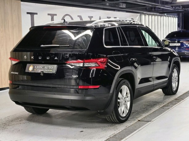 skoda-kodiaq-20-l-2021-g-big-6