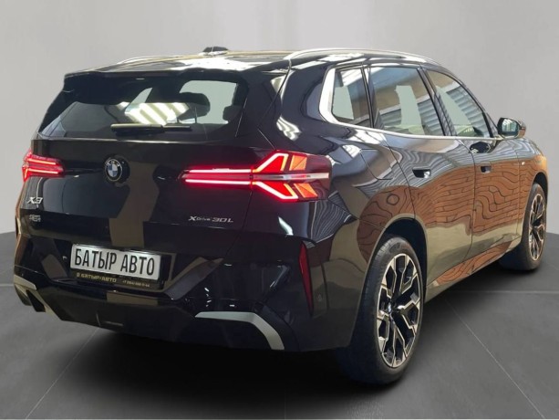 bmw-x3-20-l-2025-g-big-3