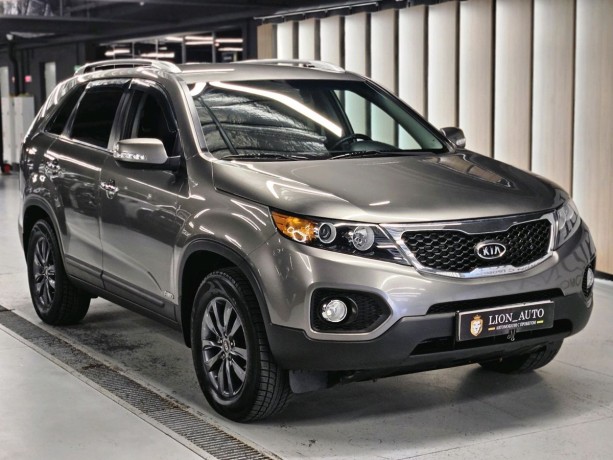 kia-sorento-24-l-2012-g-big-9