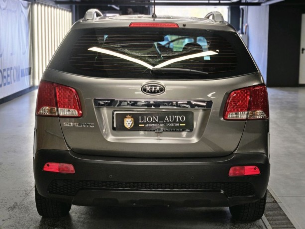 kia-sorento-24-l-2012-g-big-6